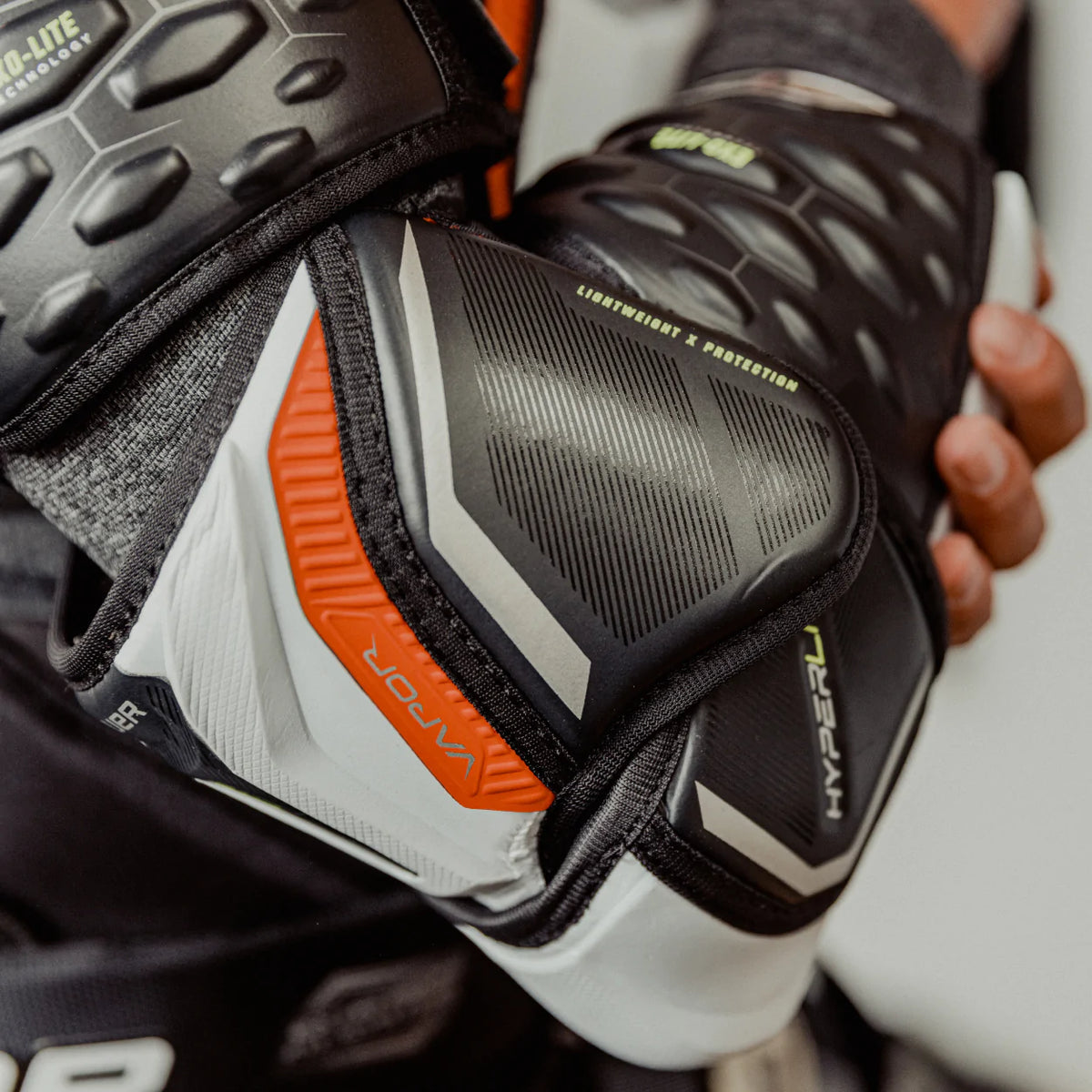 Bauer Vapor Hyperlite Elbow Pad-Intermediate – LAXID