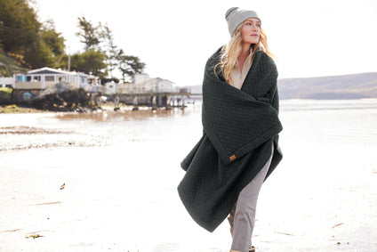 JR Steelheads 2025 Team Store Travis Matthew Rink Blanket